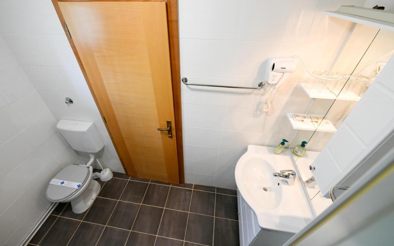 Apartman Leona Rakovica Eksteriør bilde